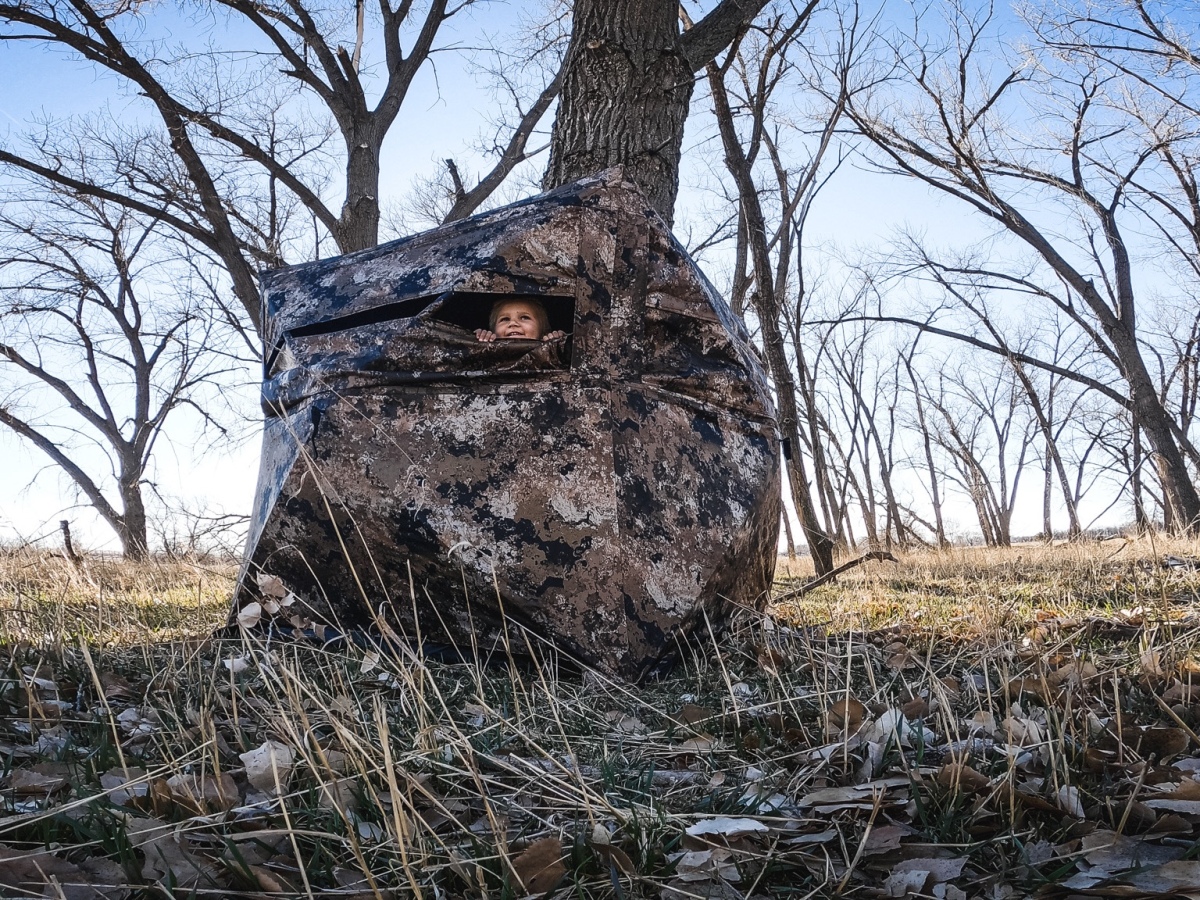 The Perfect Decoy Setup for Bowhunting Turkeys out of a Blind